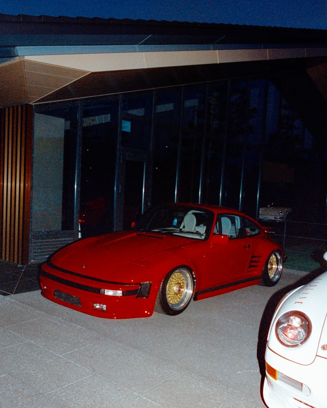 晚上好，胶片感保时捷大片，很有质感了绝美车片