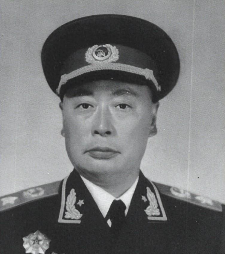 1951年上海资本家“作乱”事件，总理及时指示后，陈毅当场发怒表示绝不再手软！