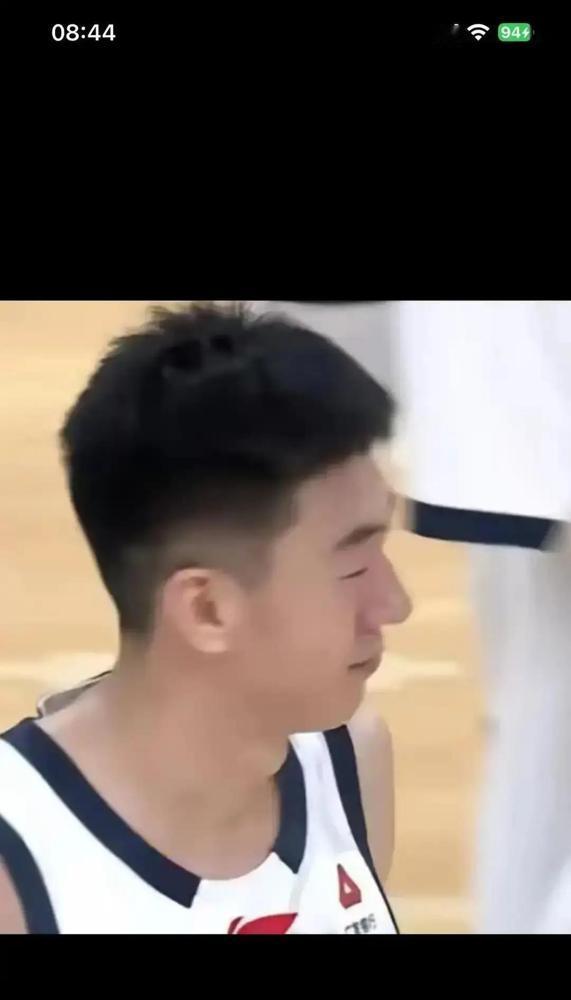 王少杰买断倒计时3天。北控把价码抬到600万，广东手里只剩440万顶薪空位。
