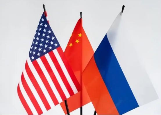 以解放军现在的实力，哪些国家能够打败中国？美军掰着手指头数了半天，最后只憋出两个