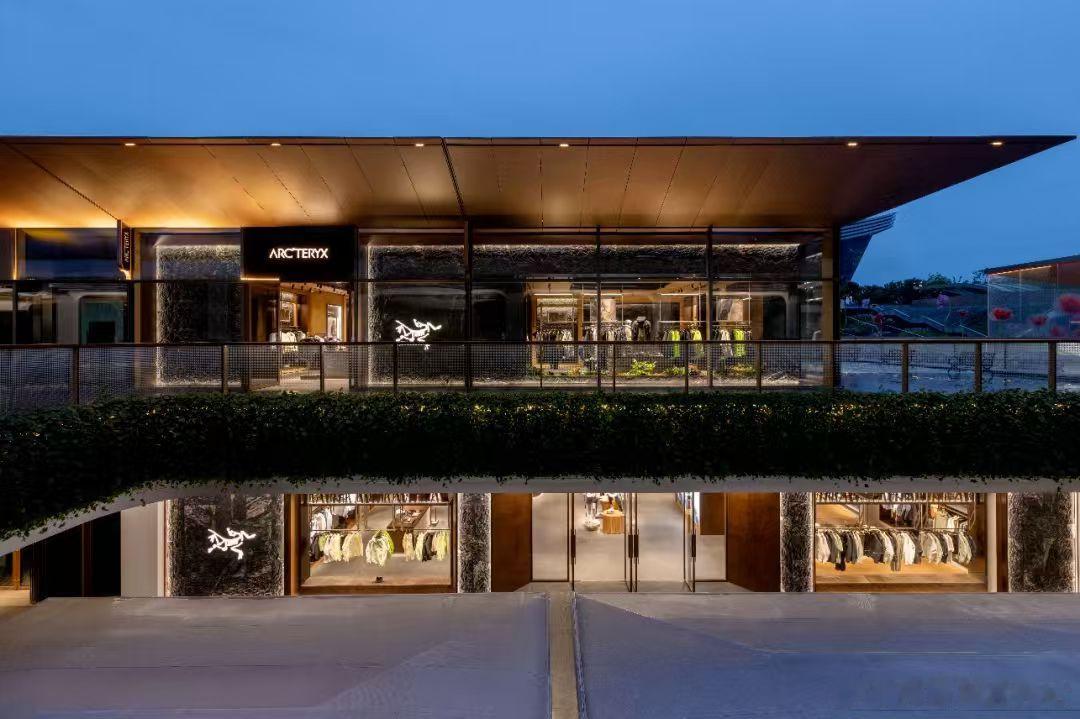arcteryx始祖鸟 始祖鸟成都 SKP 新店正式开了，看得出来品牌很看重西南