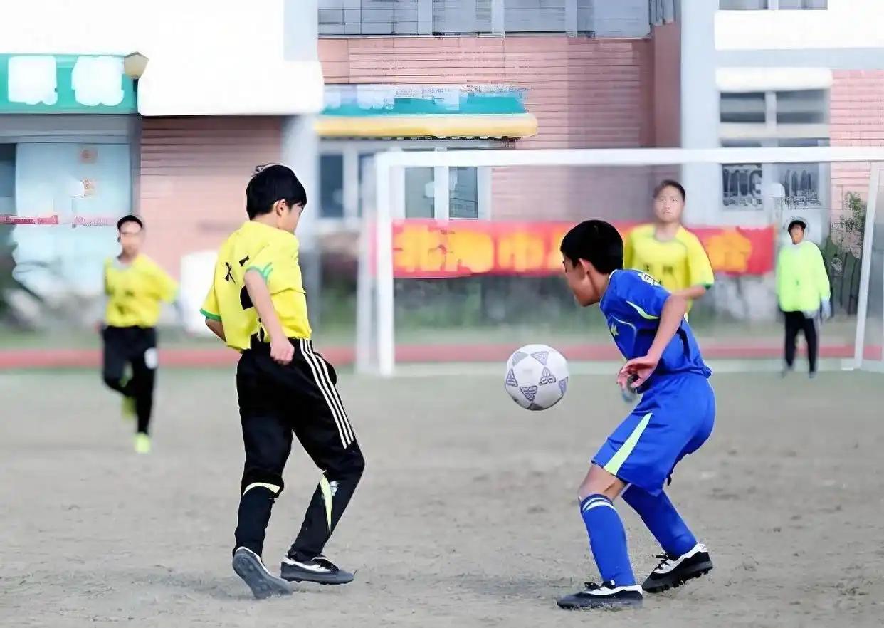 连10岁以下的联赛都开始踢假球了！
足协通报，2026年第五届中国青少年足球联赛