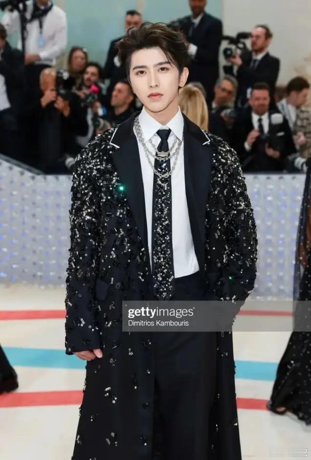 蔡徐坤即将二登MetGala！MetGala是顶级时尚盛会，被称为“时尚界奥斯卡