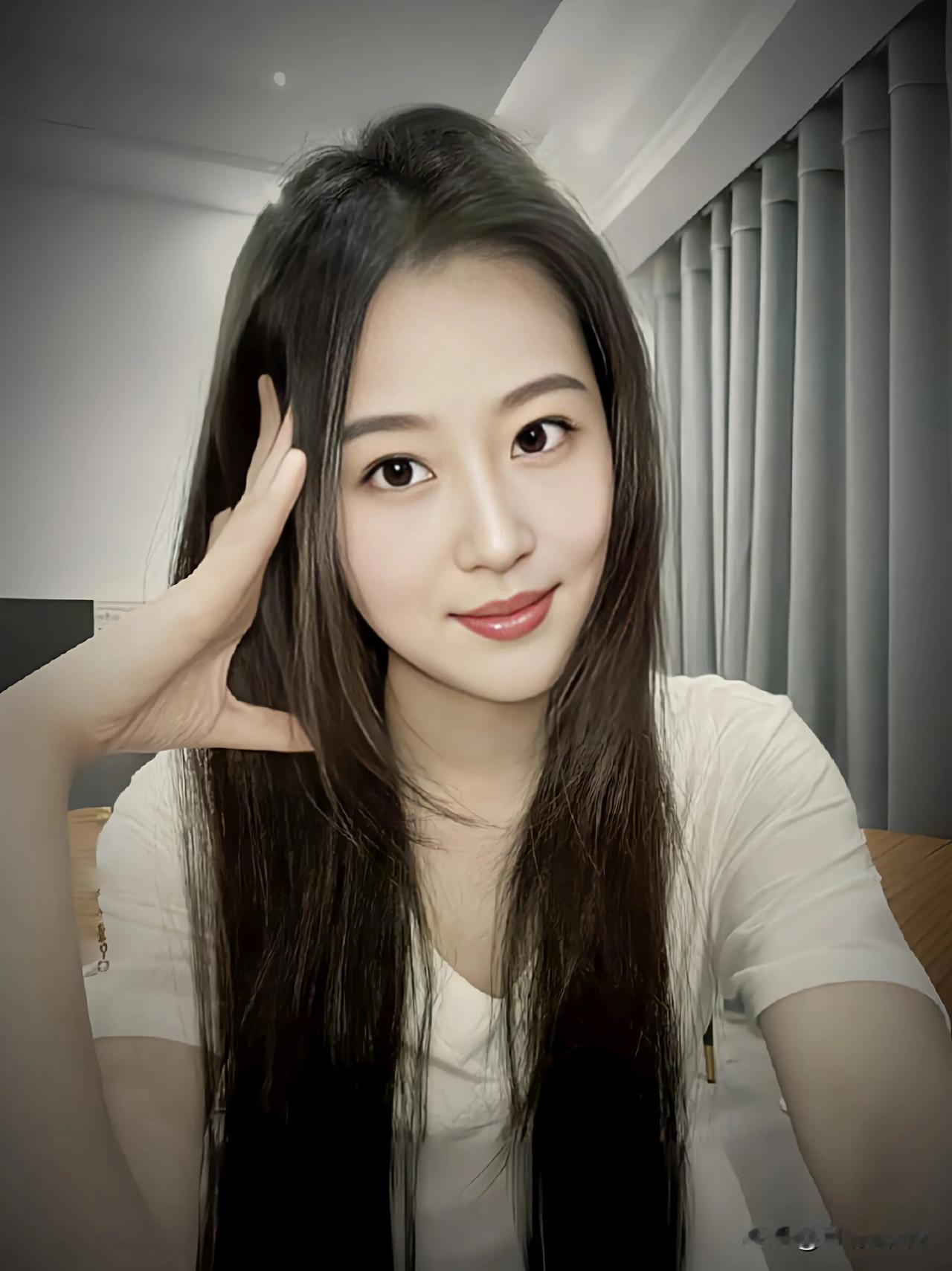 爱因斯坦说:
时间存在的意义就是任何事都不可能立即实现。 ​时间的本质是 你如何