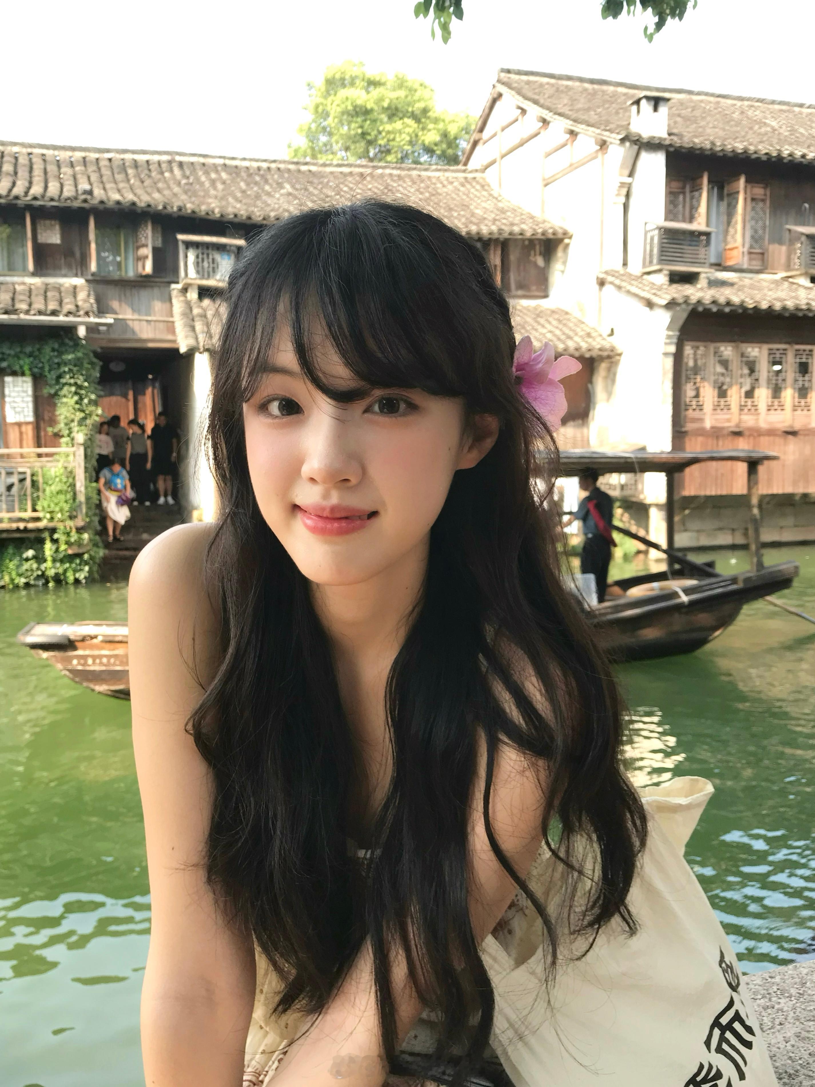 等夏天等秋天～（乌镇真的太热太多人了暑假还是补药去呀[衰]） ​​​