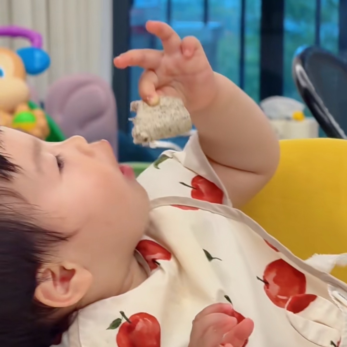 吃点面食吃美了 对美食的追求程度堪比干妈 