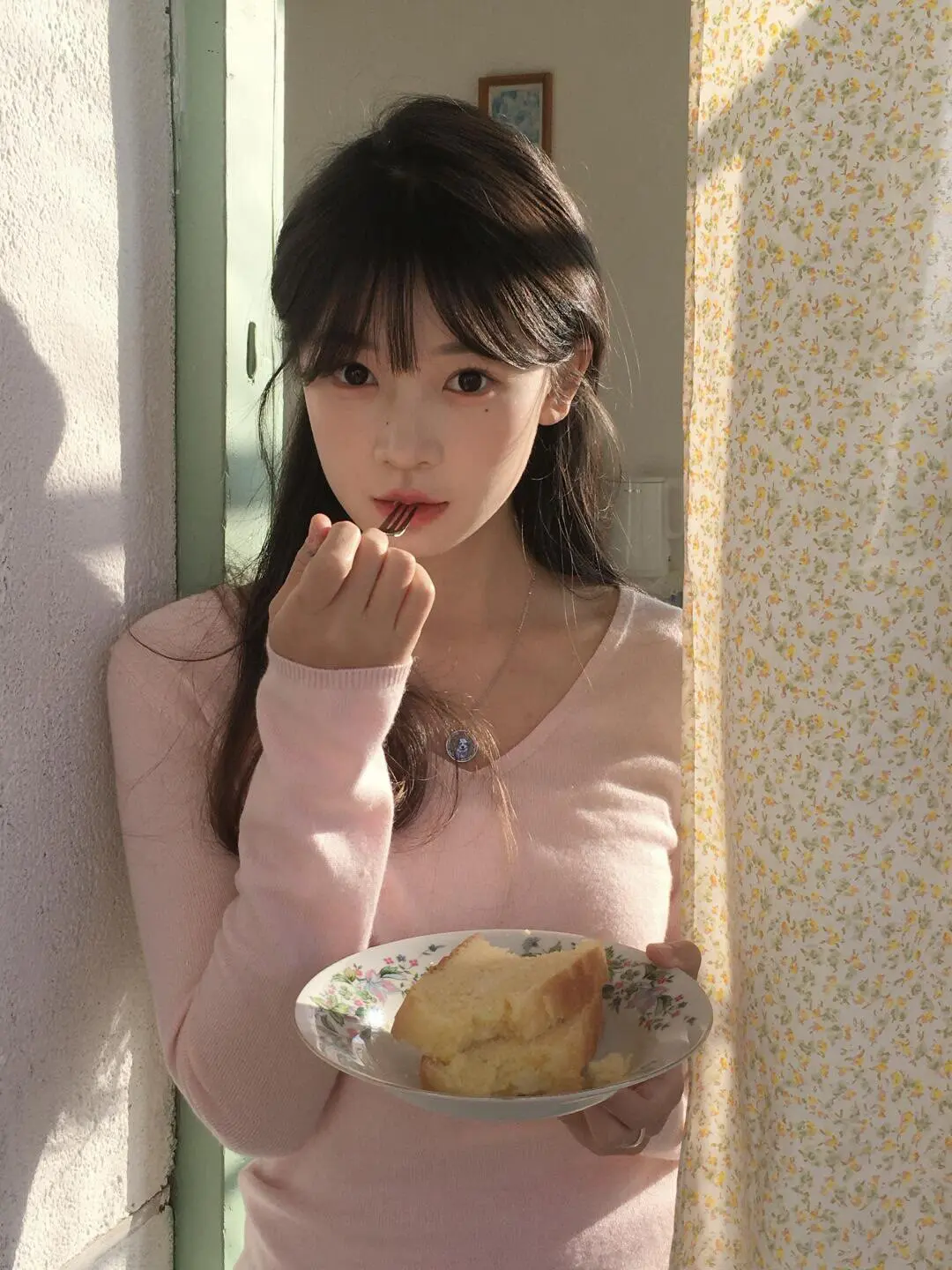 四点的海棠花未眠 少女感 清纯美女 清纯天花板 分享图片