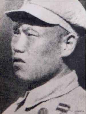 1951年，一志愿军往阵地送弹药，可当他到达后，却发现干部全牺牲，而战士更是乱成