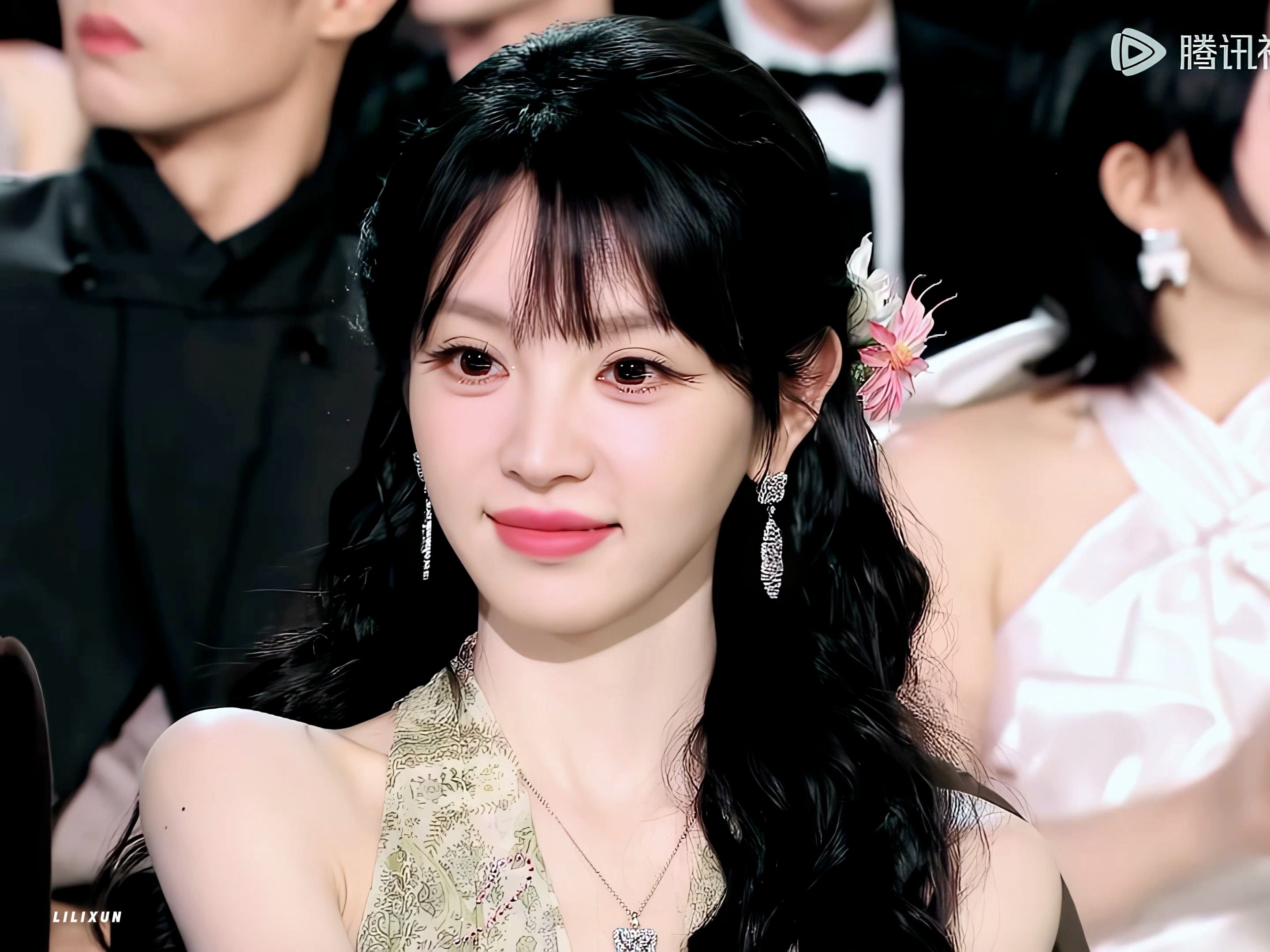 好美啊宝宝🥰🥰田曦薇好甜星光大赏内场