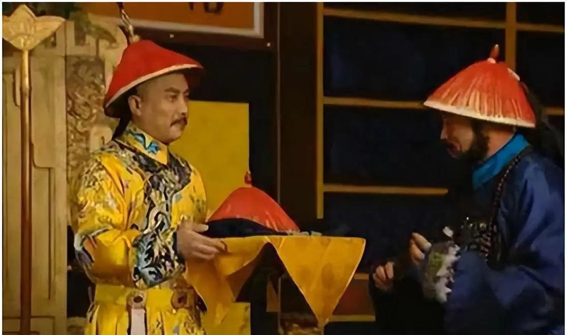 大将军年羹尧被赐死没过多久，他的幕僚汪景祺就被雍正下令斩首，首级悬挂在菜市口示众