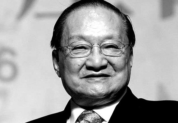1963年，金庸嘲讽中国造原子弹:有这钱不如多做几条裤子穿，陈毅元帅听闻后的回复