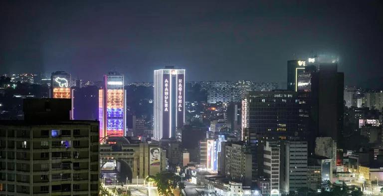 俄罗斯外交部发表声明，措辞严厉地谴责了美国。

声明直指今天上午美国对委内瑞拉的