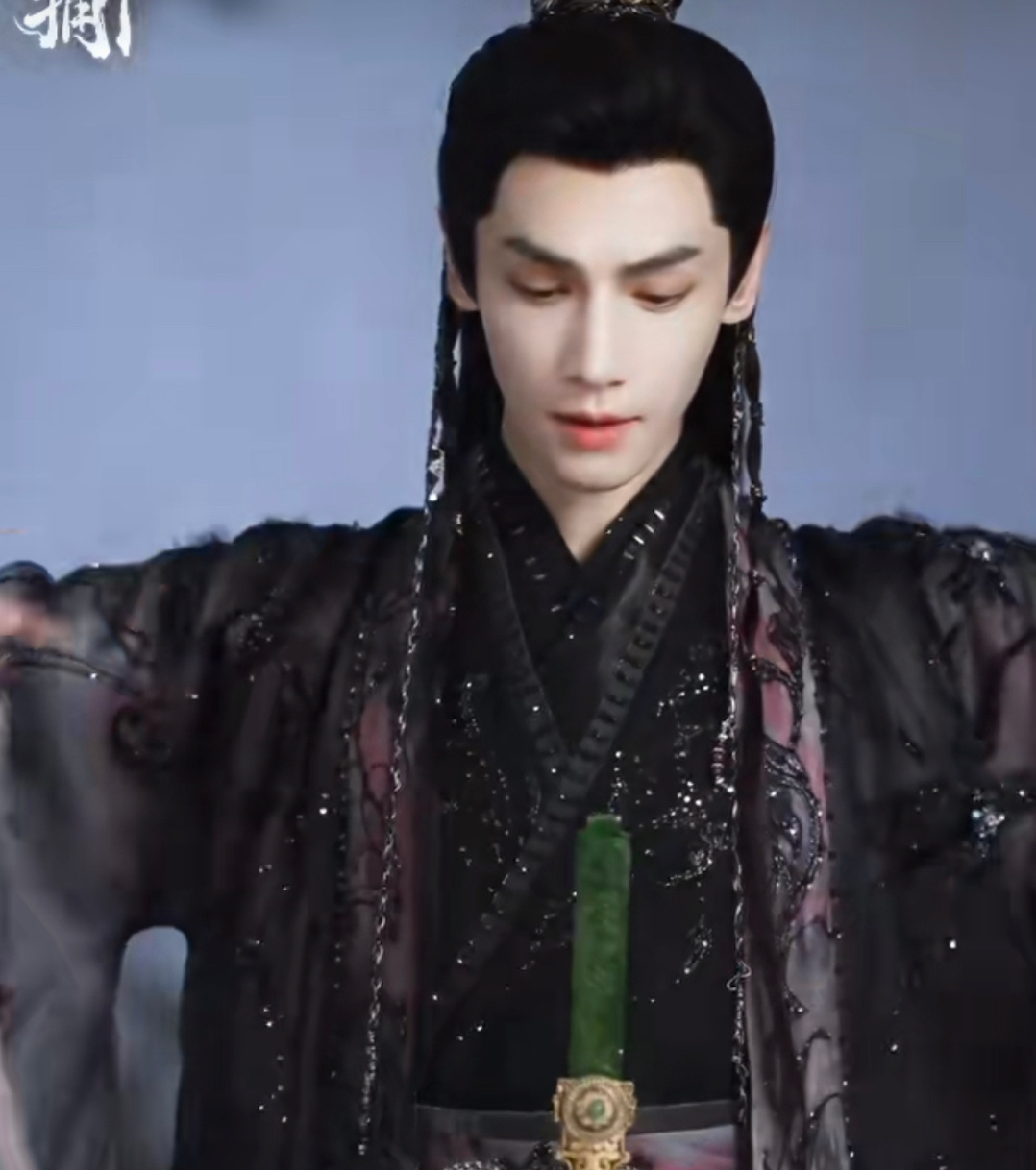 罗云熙一番领衔主演魅影神捕下证过审了！待7月暑期档播出啦！期待喽！ 