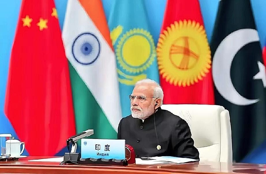 快讯！快讯！。
据媒体梳理，2017年与2023年会期周边，部分成员在公合突然宣