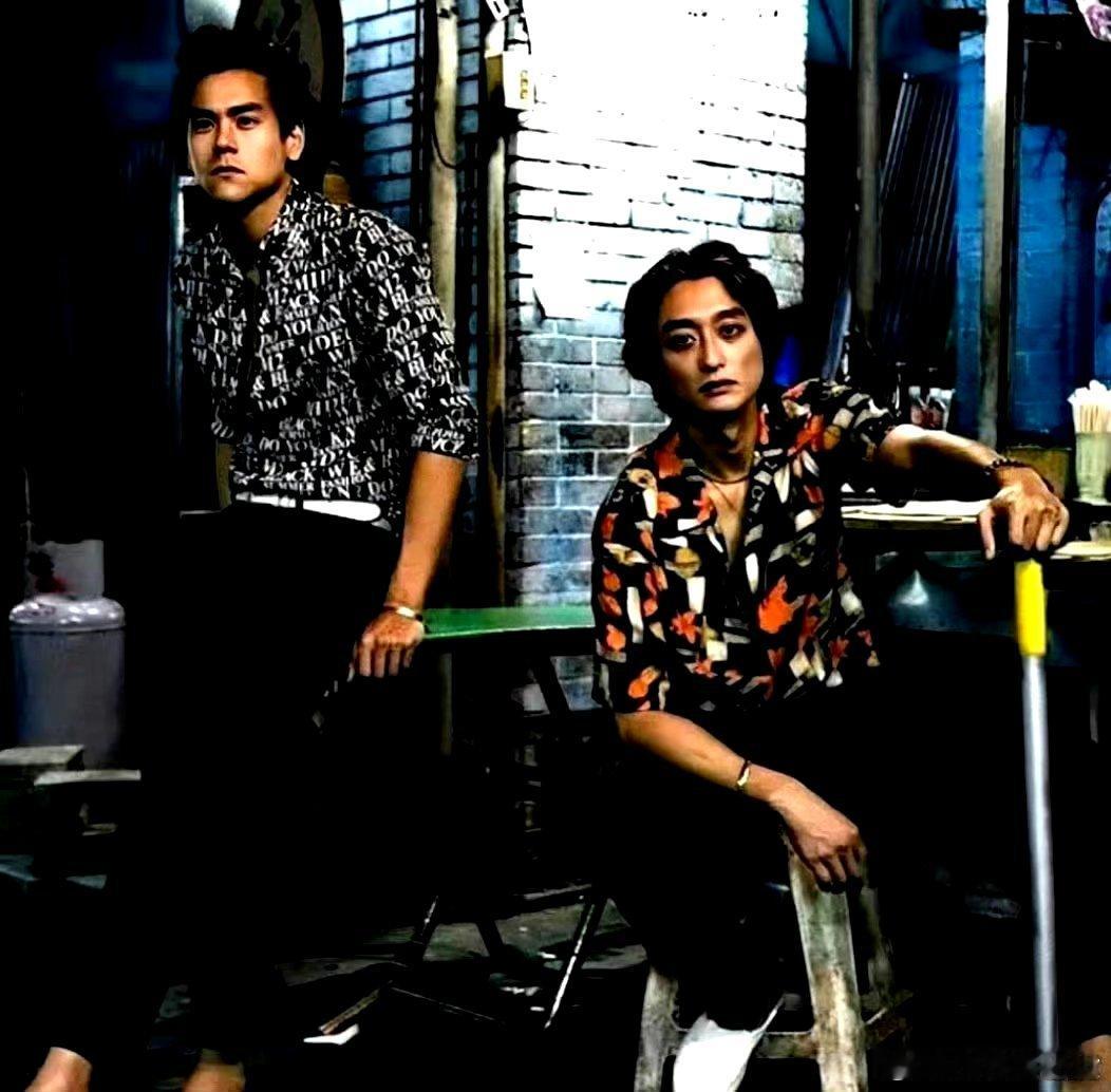 台湾导演林育贤作品《翻滚吧！阿信》中彭于晏饰演的阿信与柯宇纶饰演的菜脯。阿信曾在