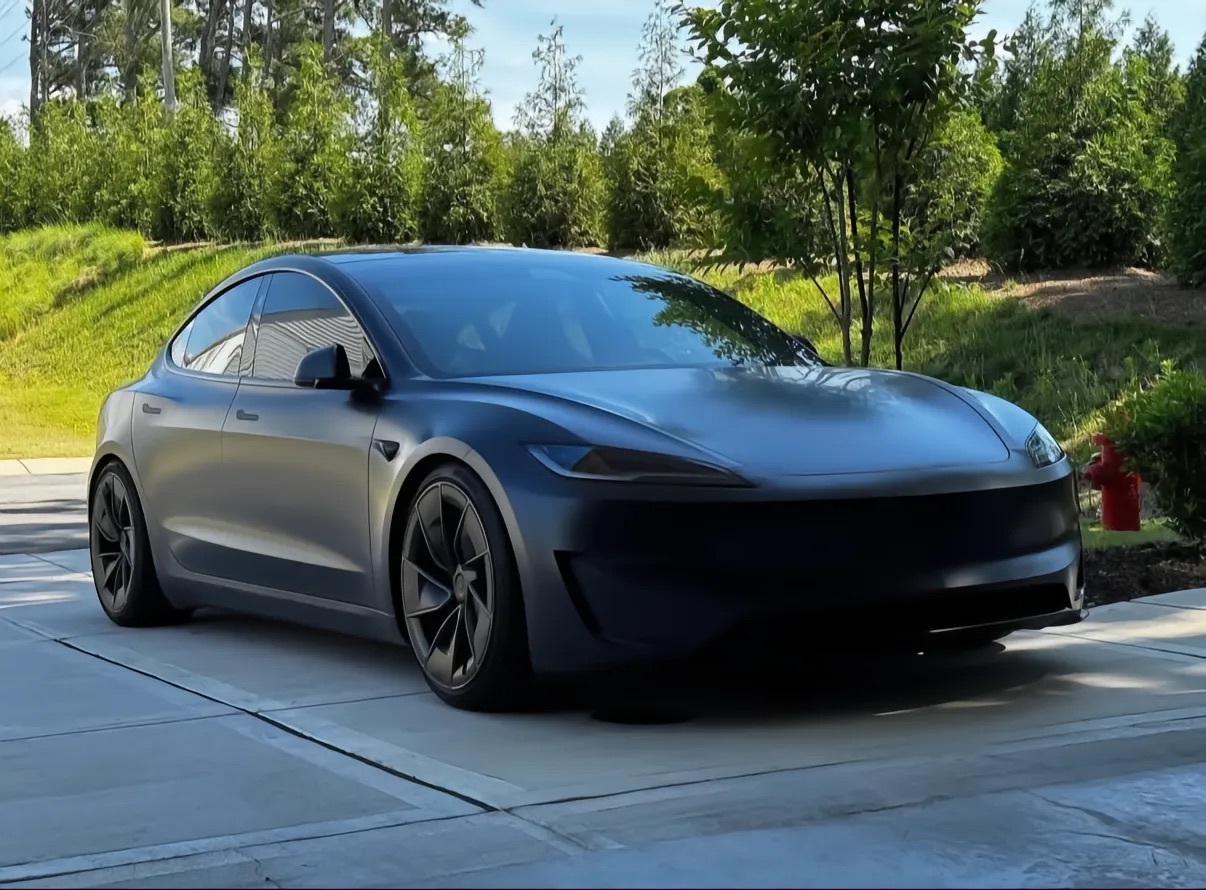 Model 3高级黑，真的是百看不厌。特斯拉汽车画报 ​​​