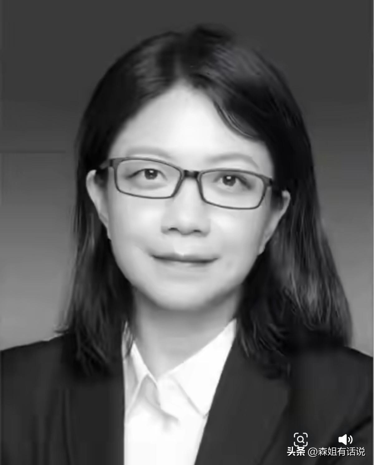 又一个大人物走了
如果说张雪峰的离开让我感到惊诧和惋惜，那么今天她的英年早逝让我