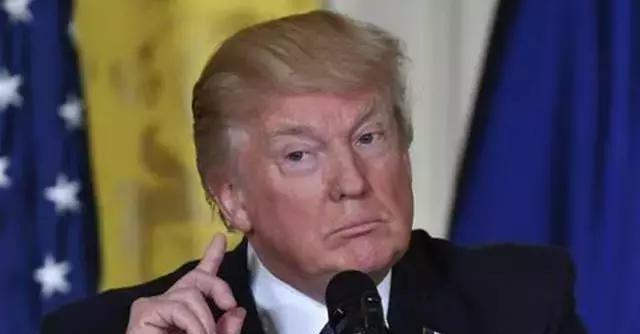 外媒嘲笑特朗普，说他花了数千亿美元，和无数美军基地为代价，终于成功的帮助哈梅内伊