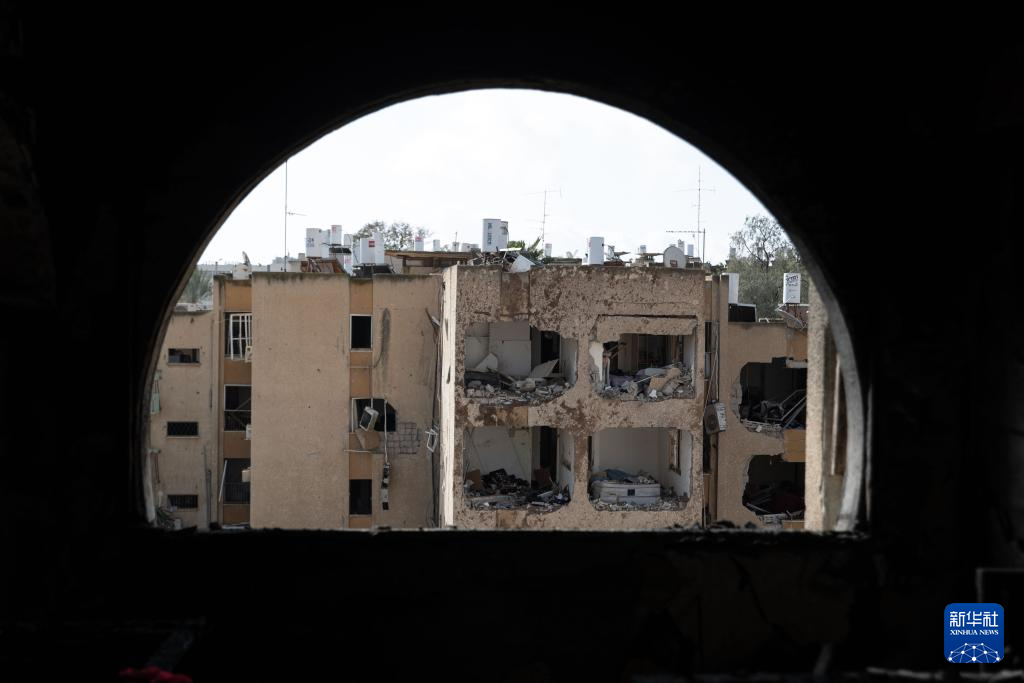 【#美以伊战事进入第二十四天#，最新动态】#美以伊战事最新动态# （文/杜源江）