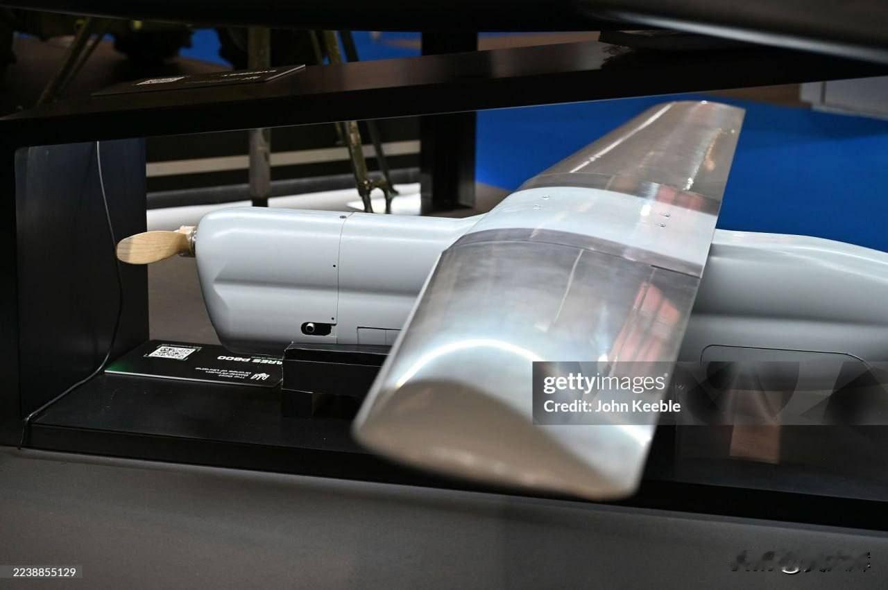 12月6日，在伦敦举办的“太空自主、无人机X、自动导引车及无人移动载具博览会”上