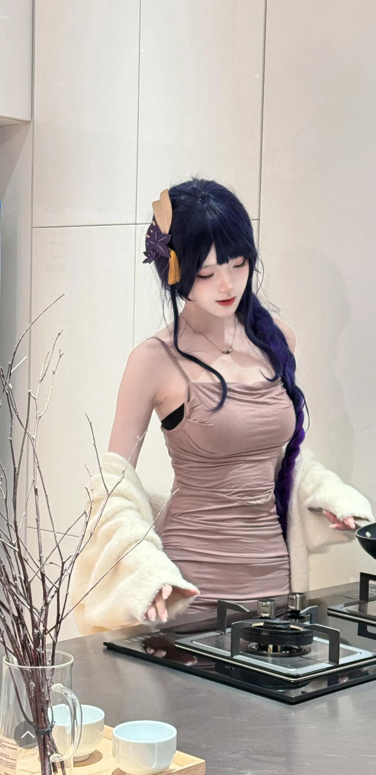 厨房中的雷电将军，或许是最美的！#原神# #游戏# #二次元#