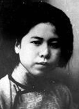 1947年，特务以 “治病” 为名，将杨虎城的妻子谢葆真强行按倒，拿起粗大的针头