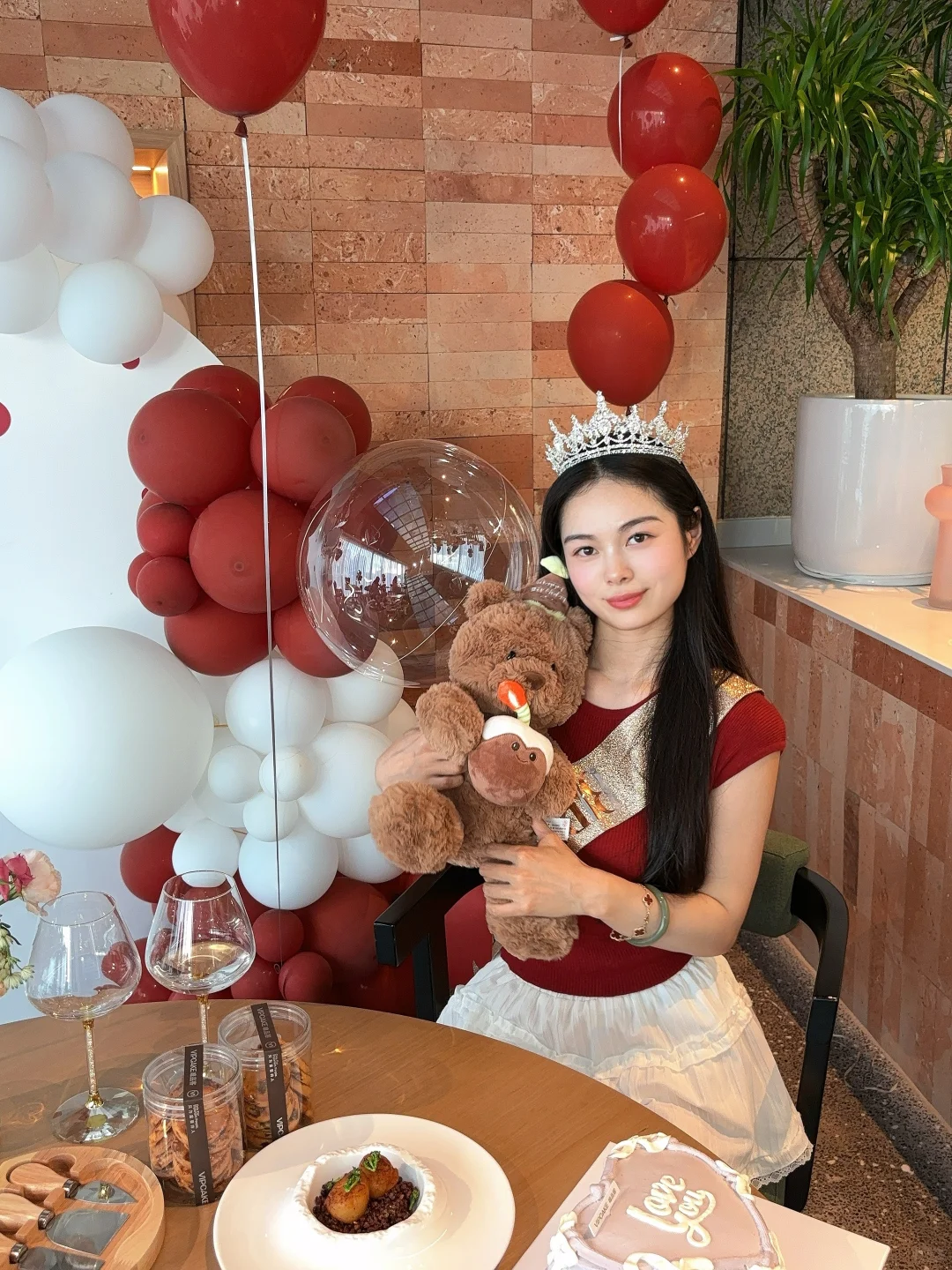 公主们都来这里过生日啊啊啊！真的美哭了！