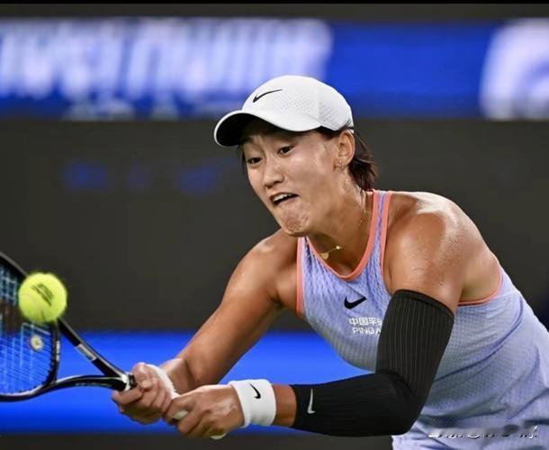 中国德比王左轻松战胜王右
北京时间10月12日晚，wTA1000武汉公开赛女单第