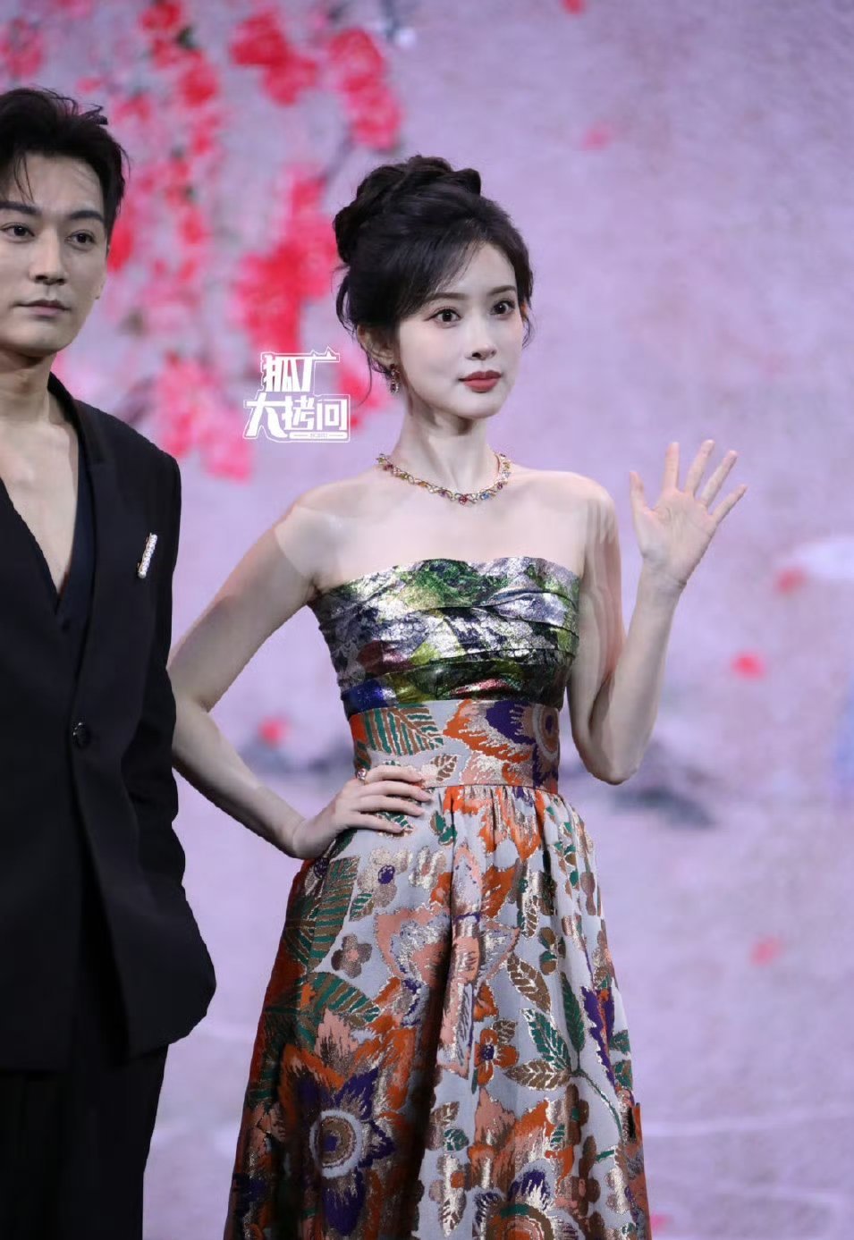 腾讯招商大会 女明星生图：孟子义、田曦薇、李一桐、宋祖儿、谭松韵、孙千 ​ ​​