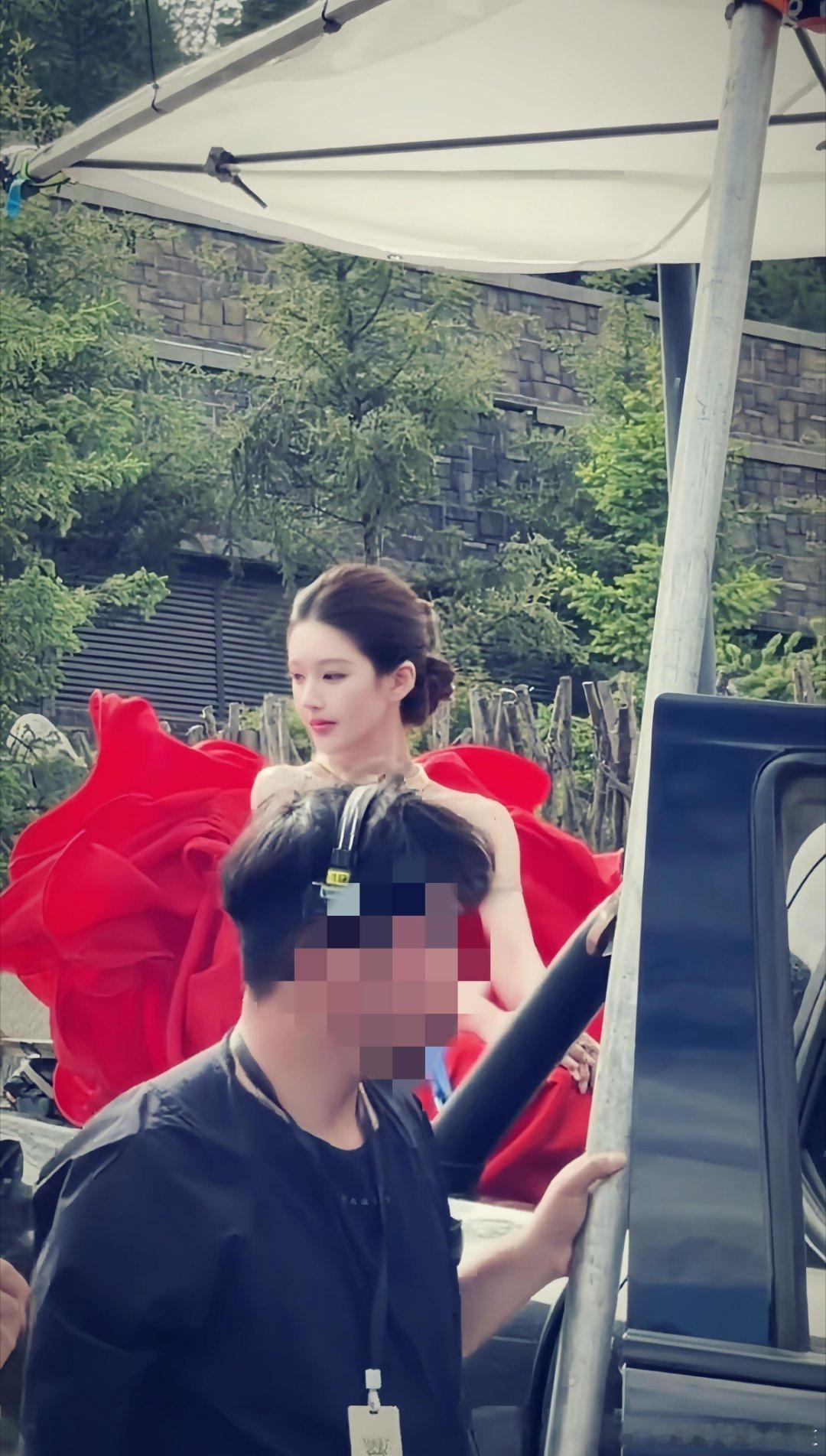 许我耀眼 现实版太耀眼了 这是真耀眼 