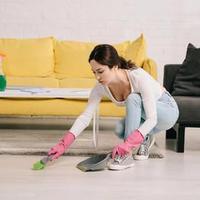 女人主动把自己活成家庭附属品
很多女性结婚后，以家庭为重，为一家人安稳的生活，觉