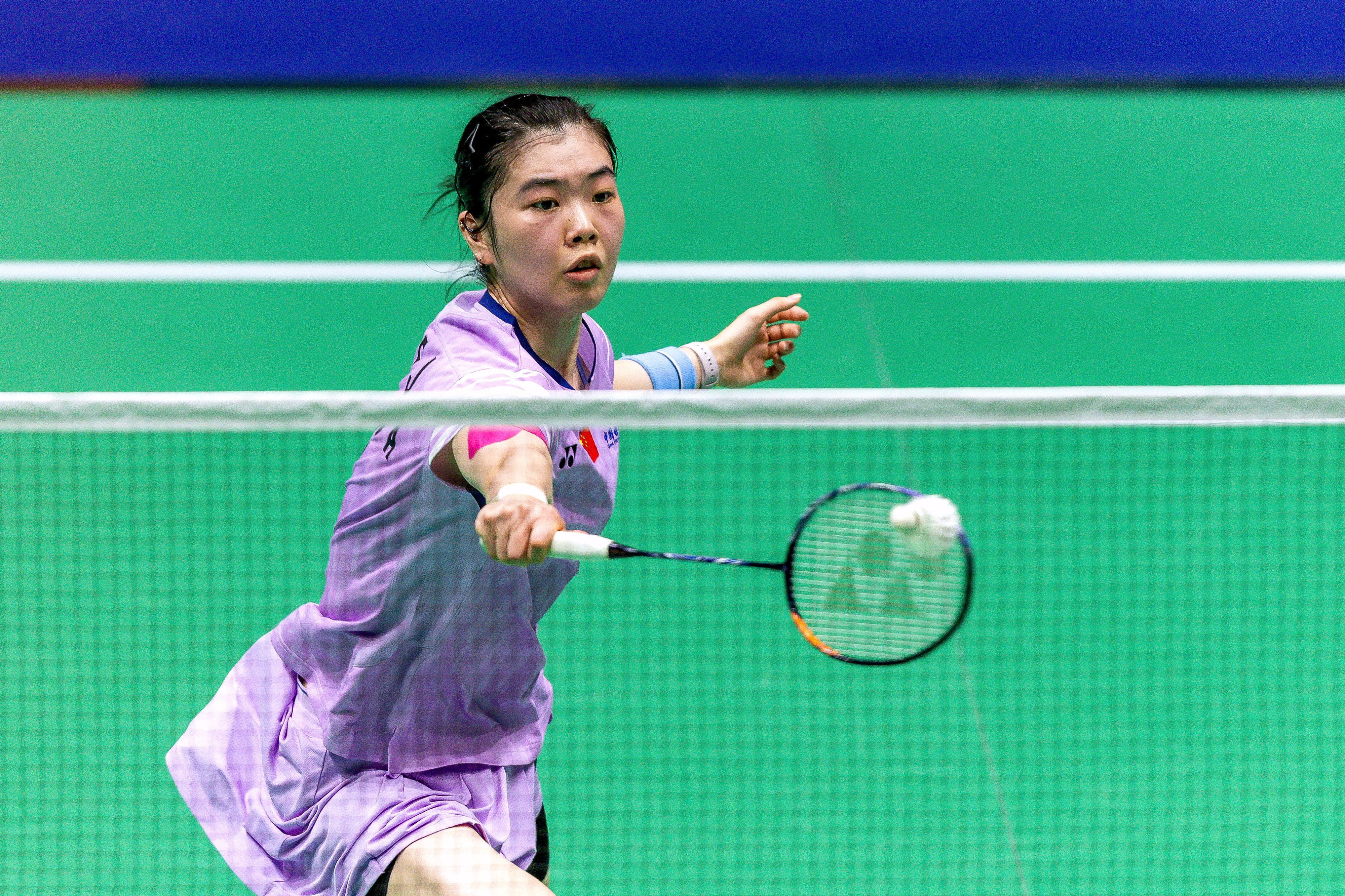高昉洁🇨🇳 19-21、21-15、21-11 🇩🇰杰克斯菲德下轮：王祉