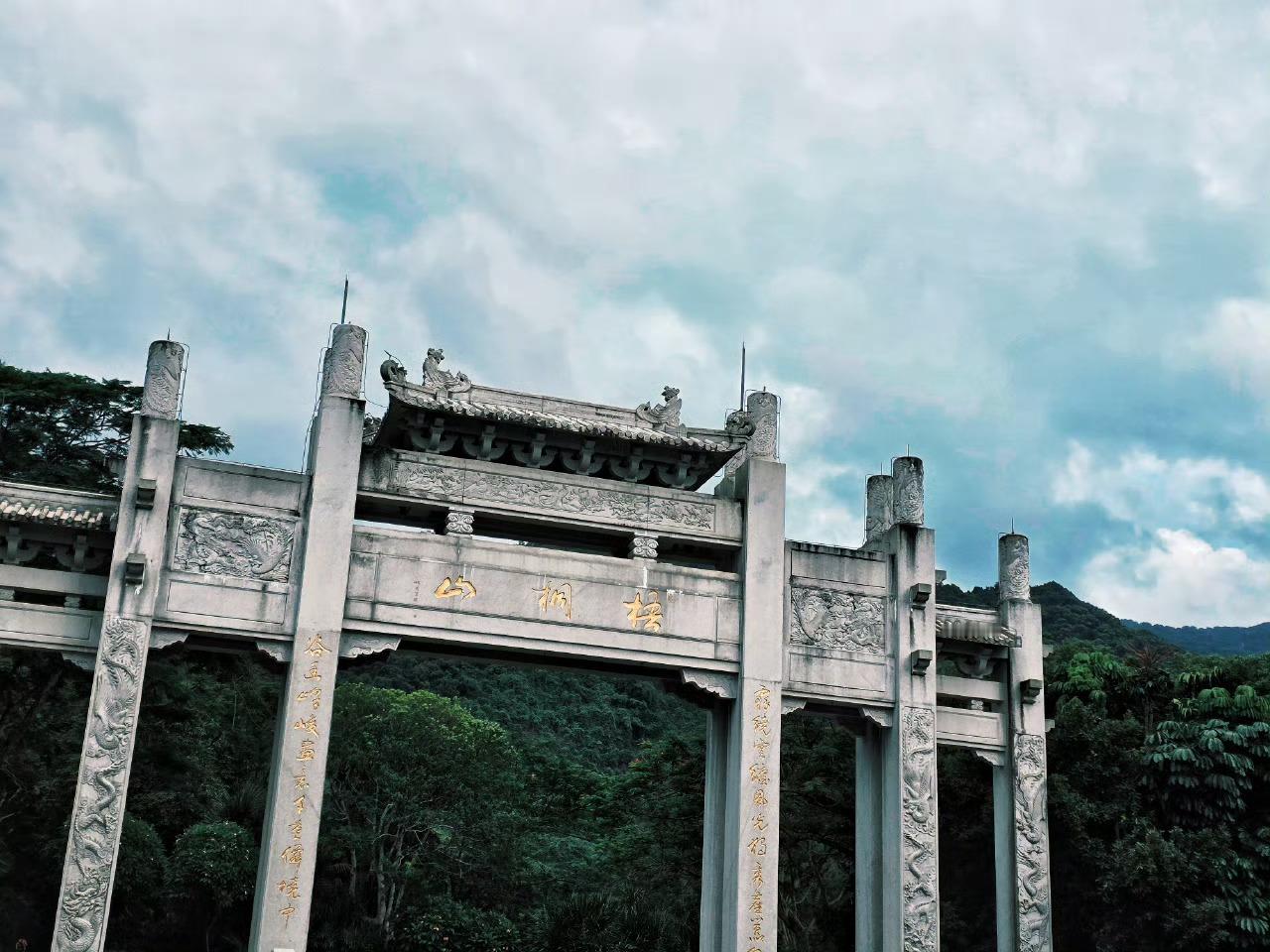 赵小童遇到了好多可爱的小动物🥰🥰赵小童还遇到好多可爱的小动物 ​​​