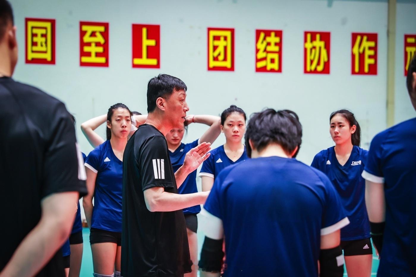 2025U21女排世锦赛 8月7~17日在印度尼西亚泗水（苏腊巴亚）举行，卫冕冠