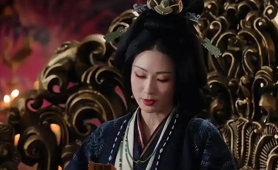 新剧《雀骨》被观众吐槽到出圈，不会演就别硬占着角色 