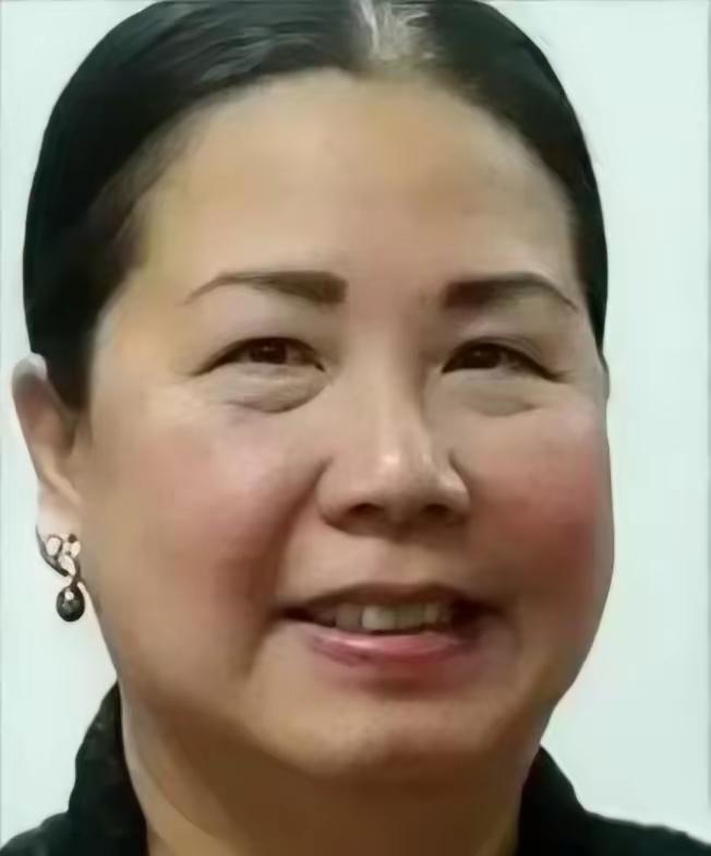 你敢信吗？一个在美国安插在中国潜伏了多年的间谍头子，居然是个天天笑眯眯、热心肠到