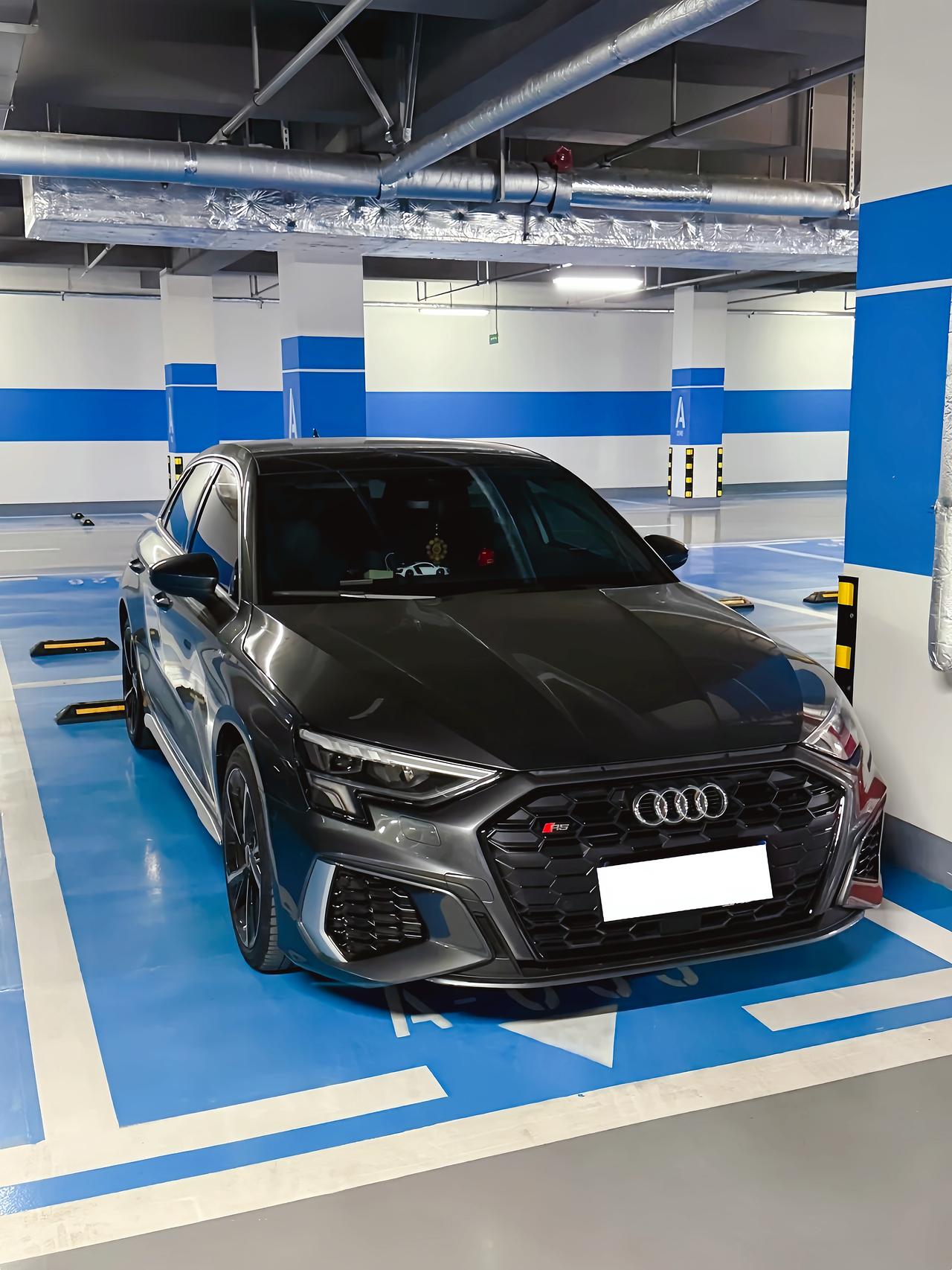 奥迪A3这油耗确实有点东西😝 ，之前对奥迪A3的油耗预期其实没这么低，高架5出