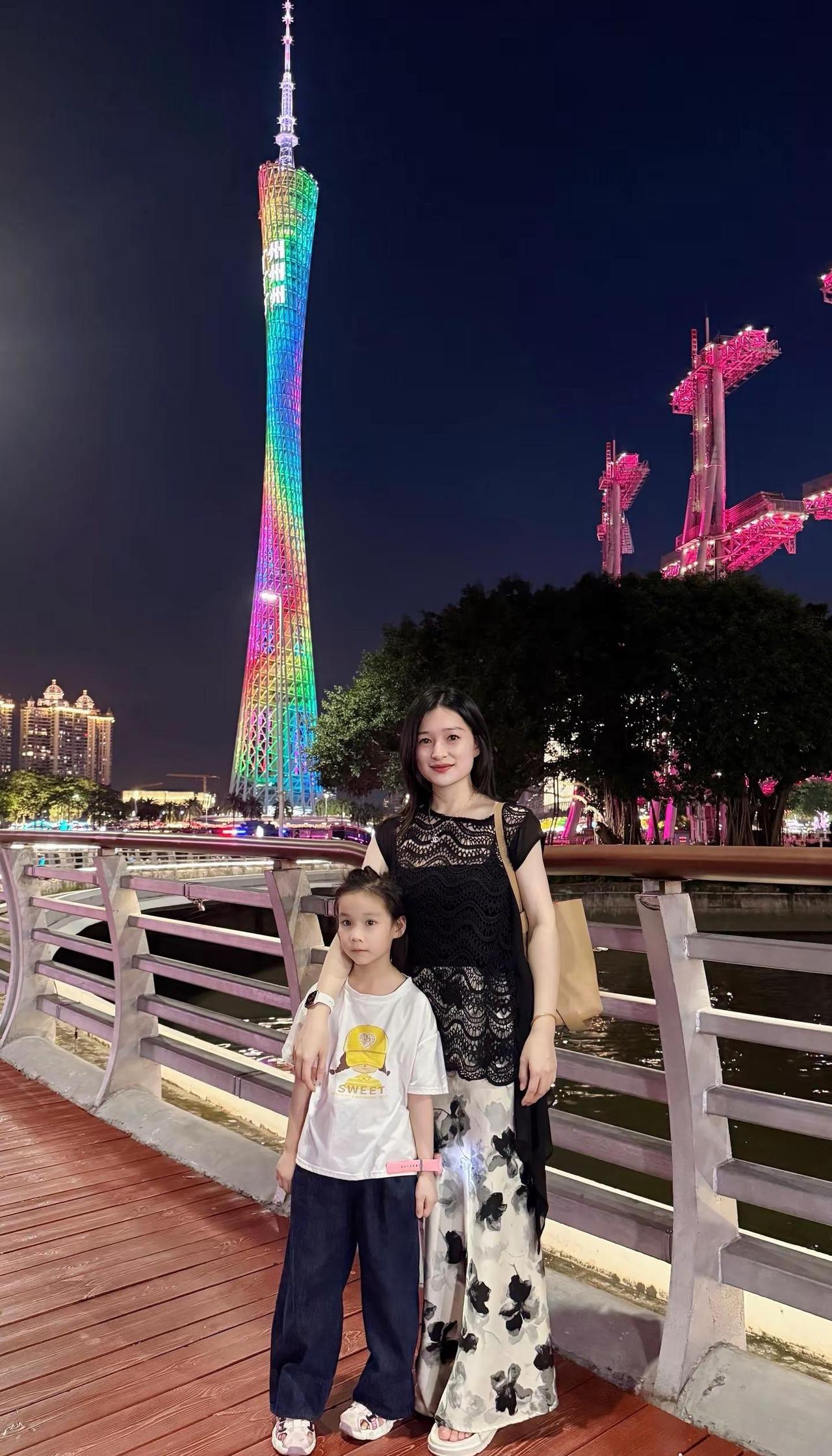 📍𝐆𝐮𝐚𝐧𝐠𝐙𝐡𝐨𝐮 ｜廣州“小蛮腰”