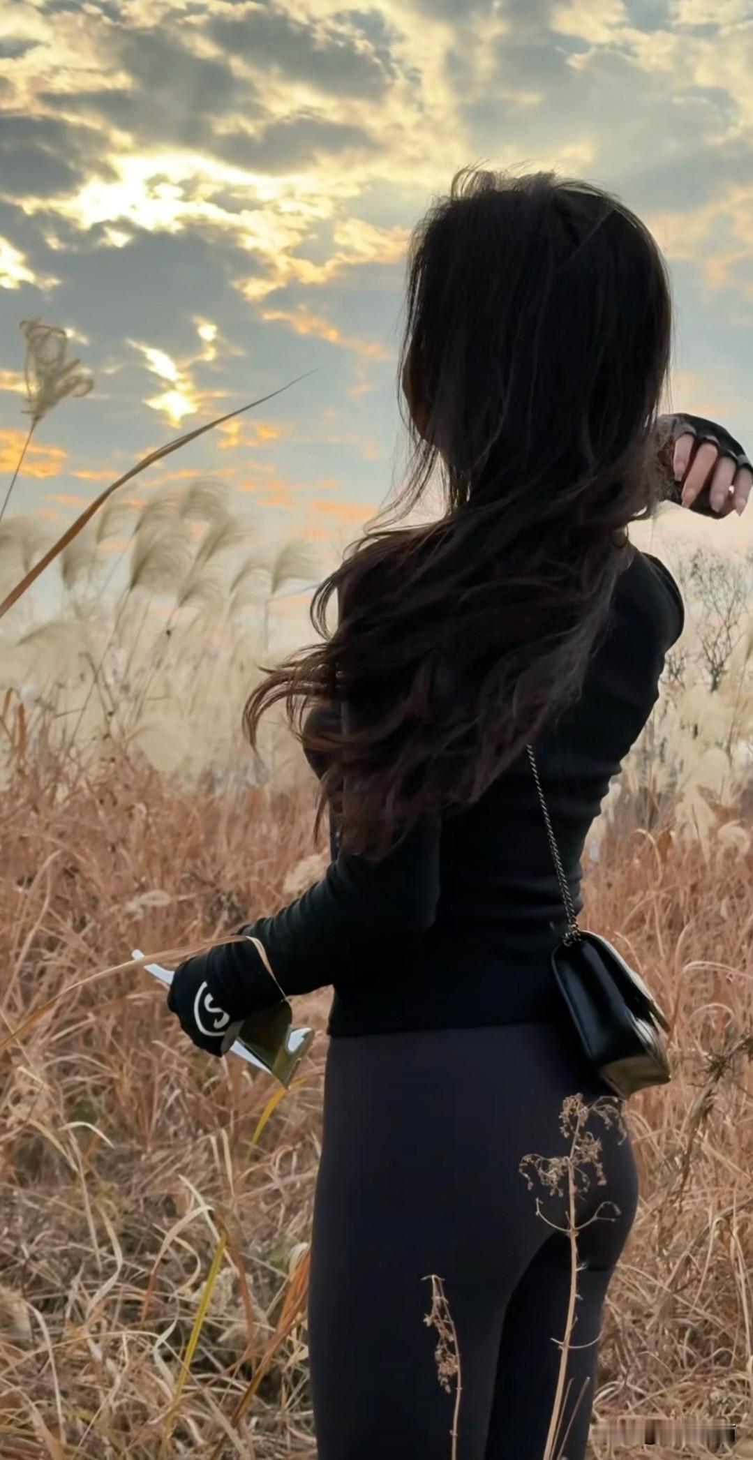 无恋亦无厌，始是逍遥人。