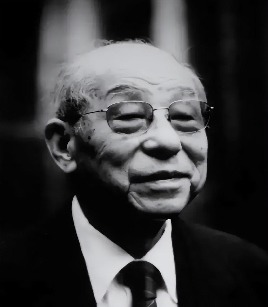 2001年张学良辞世，留下巨大财富，临终前却嘱咐要全部捐赠给哥伦比亚大学！
19