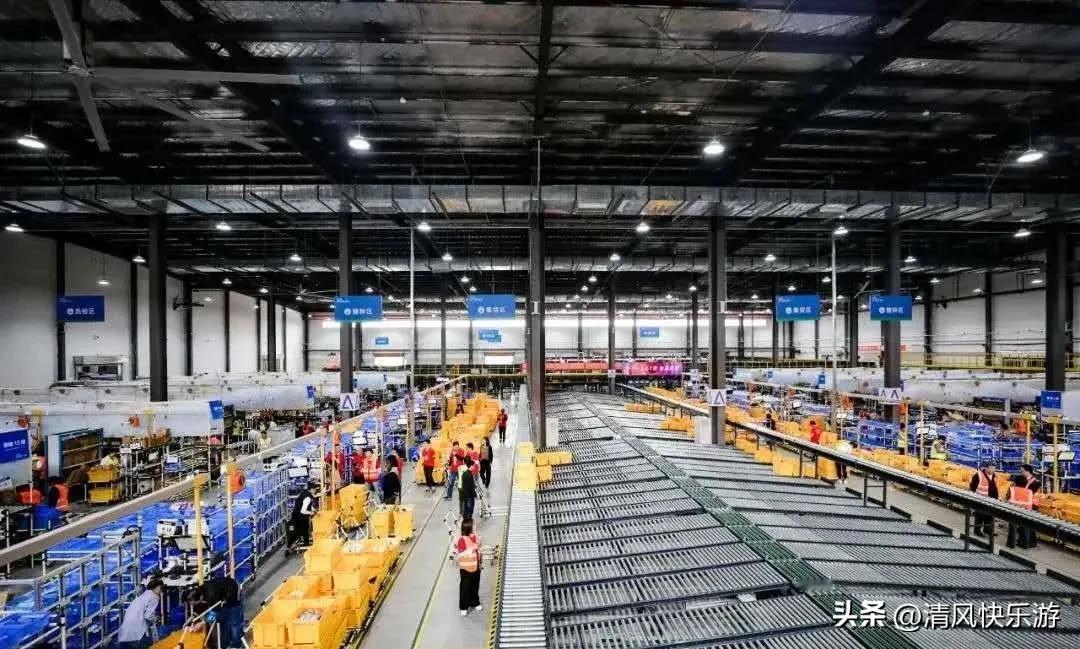 你知道吗？今年的阳澄湖大闸蟹不仅要爬上你的餐桌，还要以史无前例的“平民价”和“贵