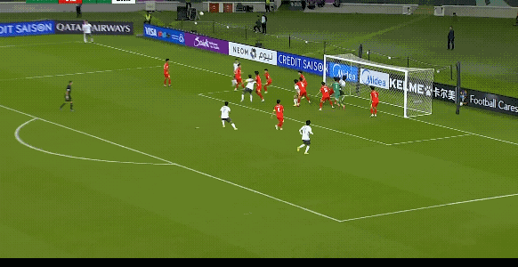 又是彭啸，彭啸进球帮助中国U23暂时领先越南U23，彭啸真的是让我们“彭荜生辉”