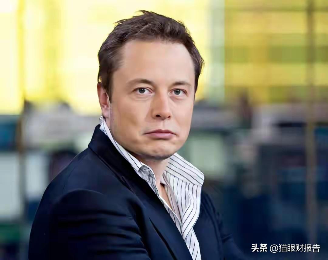 相信各位都注意到了，全世界还在吵关税和制裁的时候，有个人已经不在牌桌上了——他在