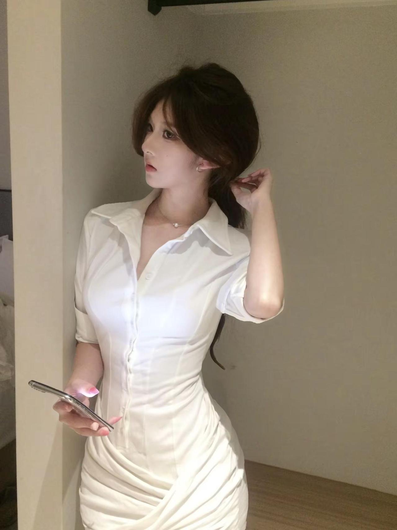 姐姐是一种感觉御姐拍照姿势