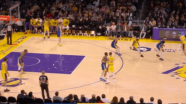 肯纳德湖人首秀：三分&空切展现无球身手，利用投射威胁撕扯防守P1见队友完成反抢，