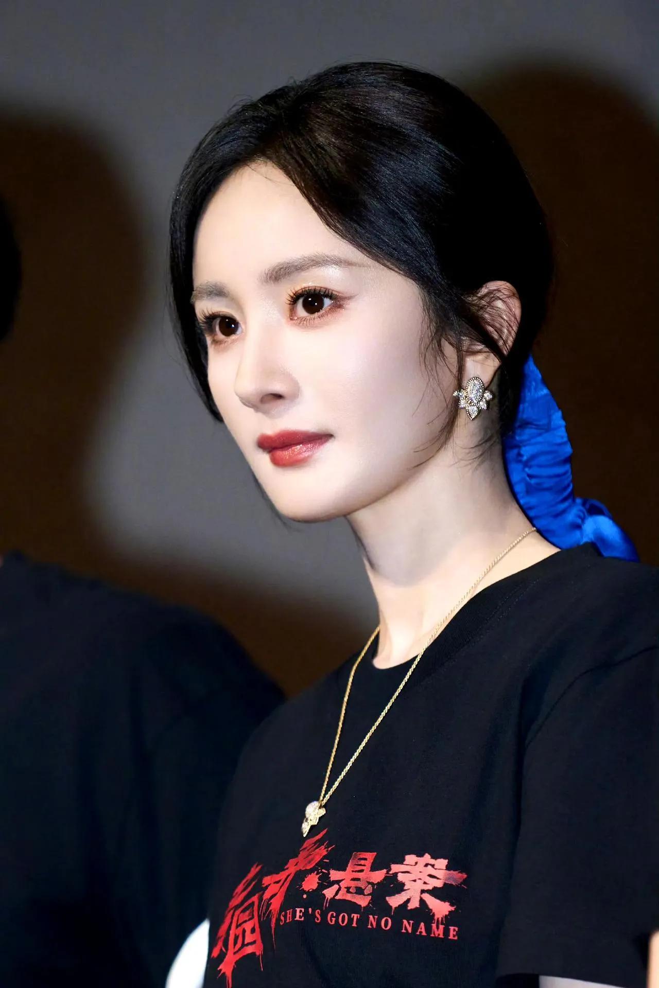 @杨幂 最新～《酱园弄》上海国际电影节媒体见面会[比心]