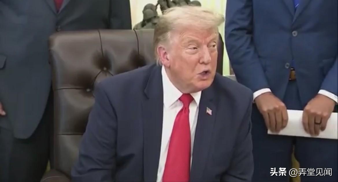 特朗普：现在该轮到我们反击了！

特朗普透露，伊朗即将遭到轰炸——他们试图发动突
