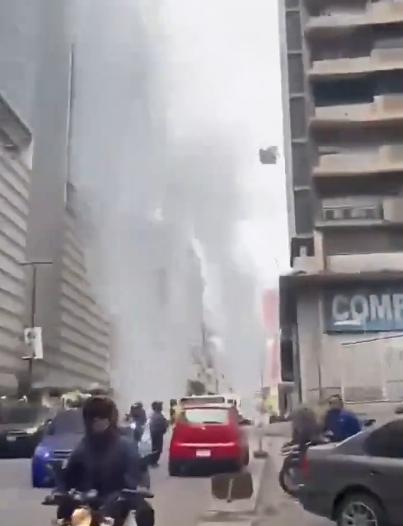 委内瑞拉一分钟遭遇两次强震，有大楼被夷为平地伤亡人数上万！

当地时间6月24日