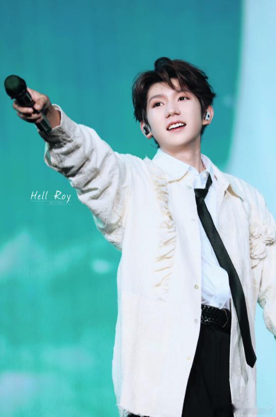 王源三个泡泡舞台王源福州泡泡岛舞台会有多特别 泡泡岛这波把偏爱拉满！为源哥量身打