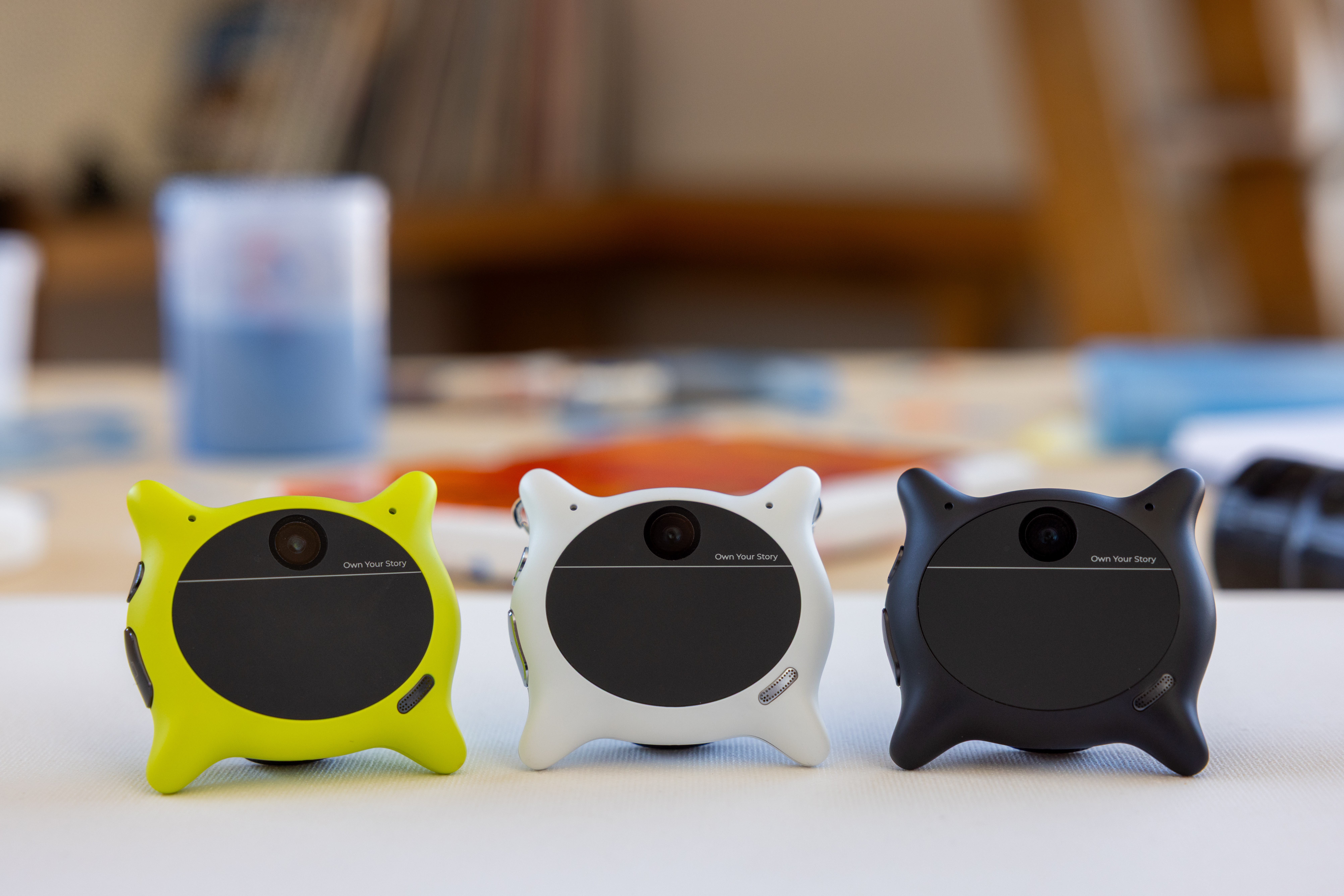 AI 的终点不是对话框，这家公司想让真实世界成为 AI 的提示词